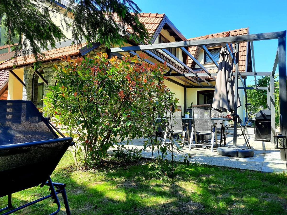 Spacious Apartment "Ana" On Lake Sabljaci أوغولين المظهر الخارجي الصورة