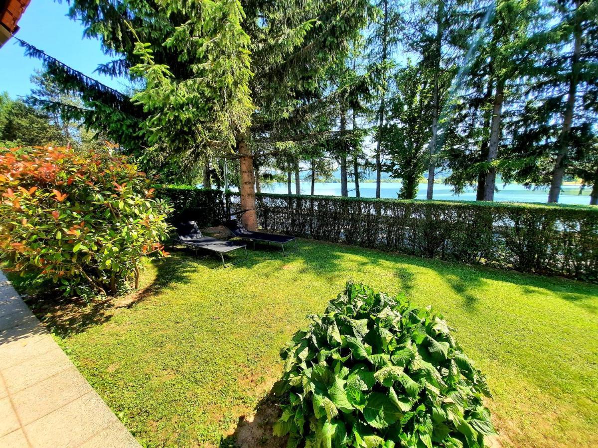 Spacious Apartment "Ana" On Lake Sabljaci أوغولين المظهر الخارجي الصورة